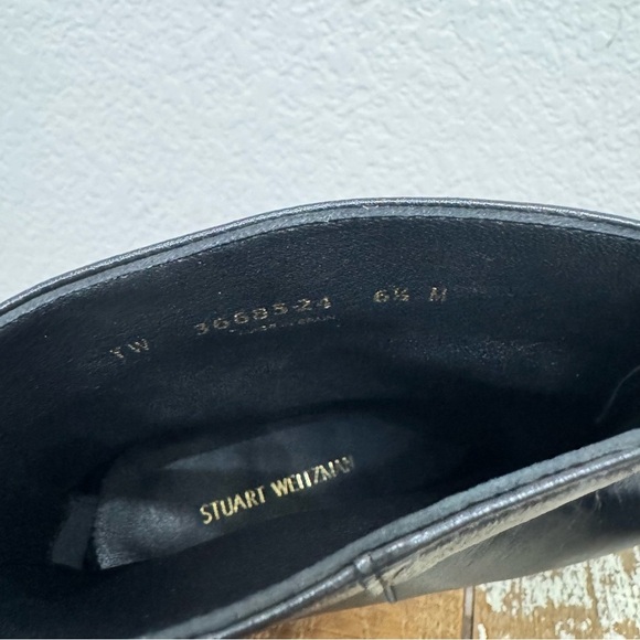 Stuart Weitzman Bedford Black Leather Ankle Booties Size 6.5 - Picture 8 of 9